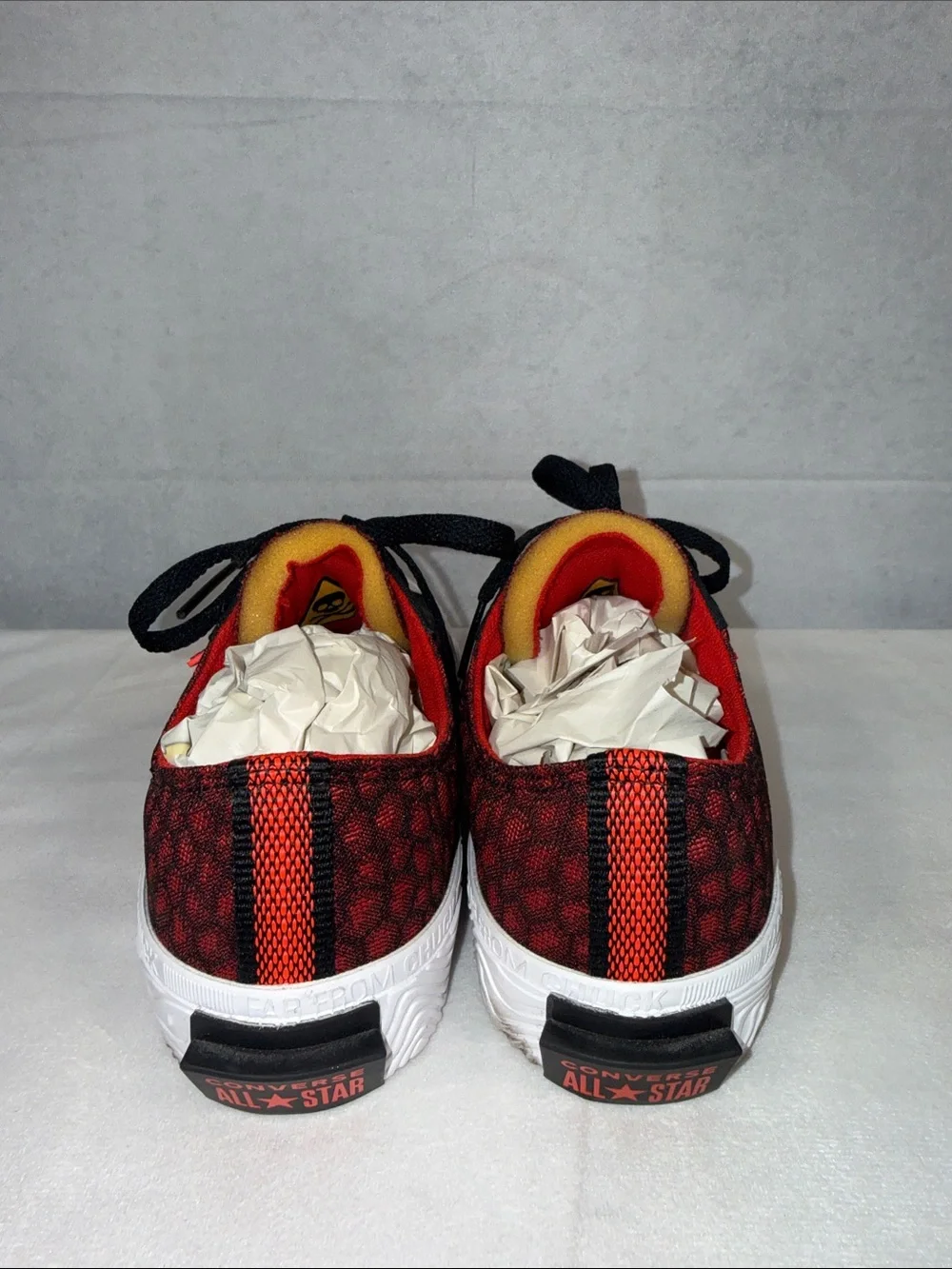 Converse Low Top Sneakers Red and Black